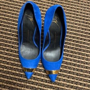 Giuseppe zanotti 110 Blue Camoscio In Klein Pump